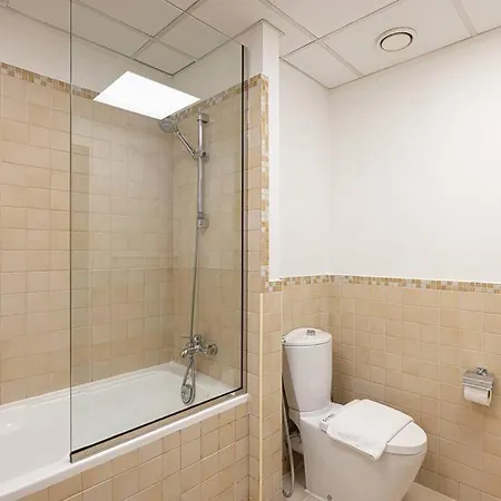 Dubai Eye & Sea View, 1-Min Walk To Jbr Beach, Luxurious Beach Retreat! Exterior photo