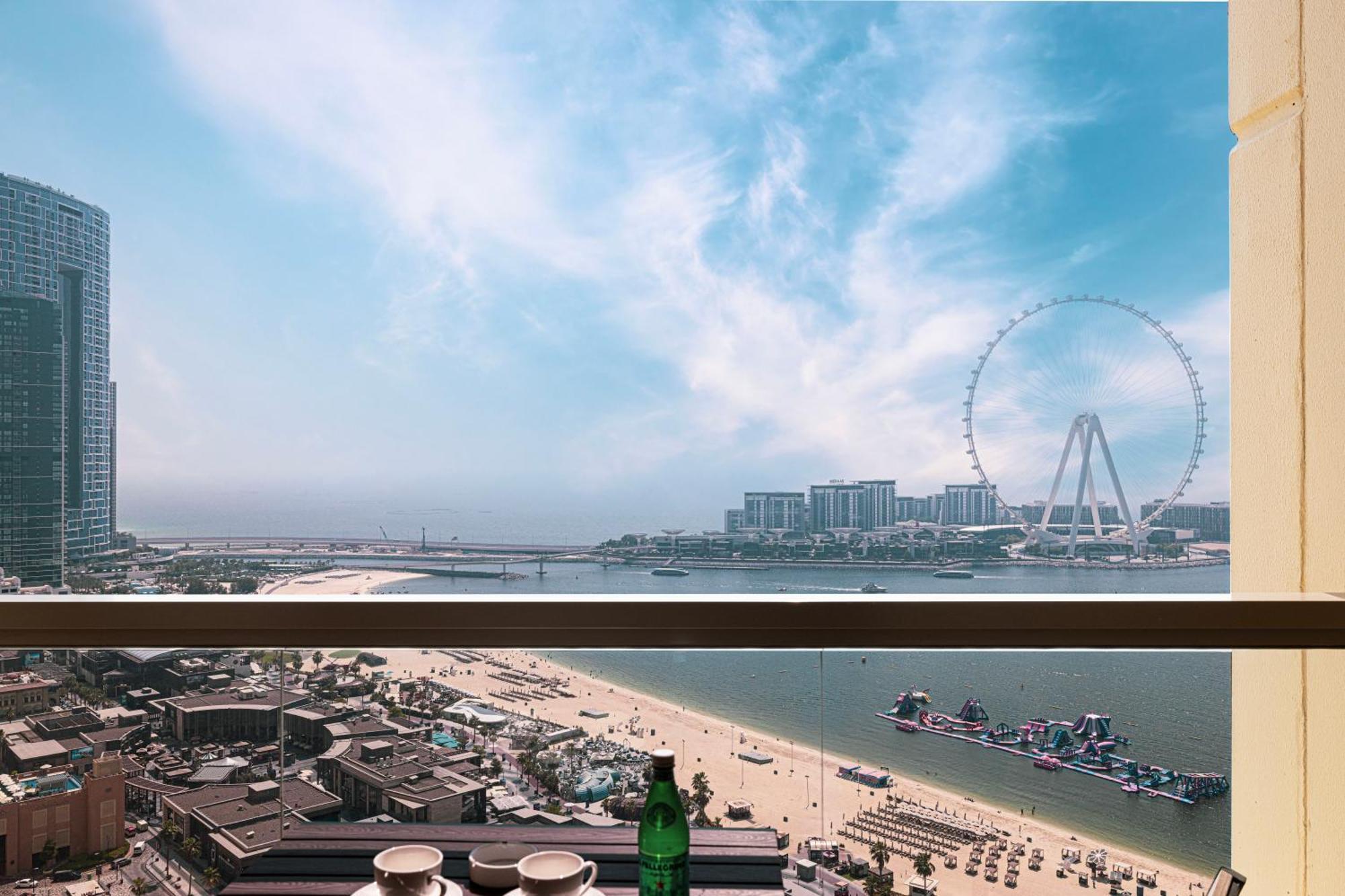 Apartment Eye & Sea View, 1-min Walk To Jbr Beach, Luxurious Retreat! Dubai