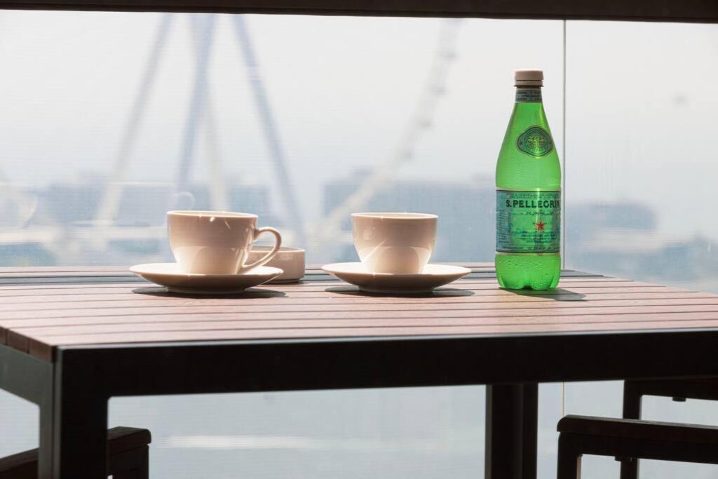 Eye & Sea View, 1-min Walk To Jbr Beach, Luxurious Retreat! Apartment *