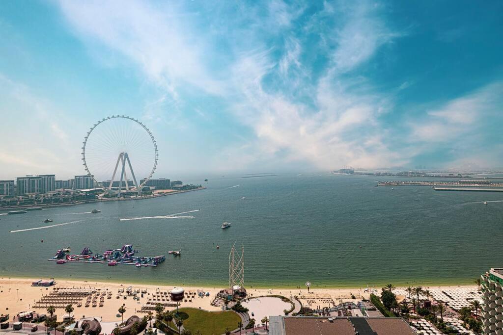 Apartment Eye & Sea View, 1-min Walk To Jbr Beach, Luxurious Retreat! *