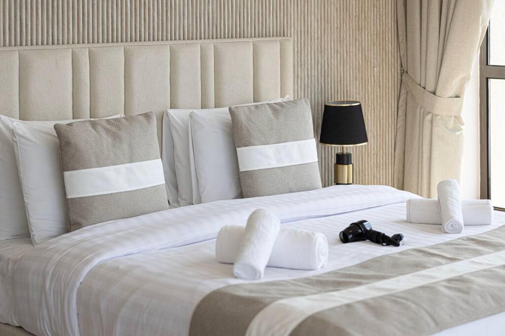 Eye & Sea View, 1-min Walk To Jbr Beach, Luxurious Retreat! Apartment Dubai